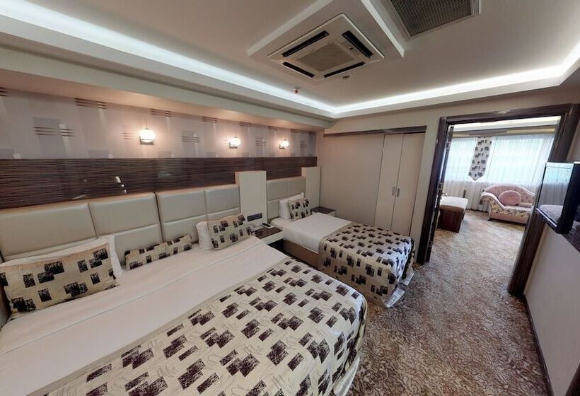 اتاق خانوادگی, Green Prusa