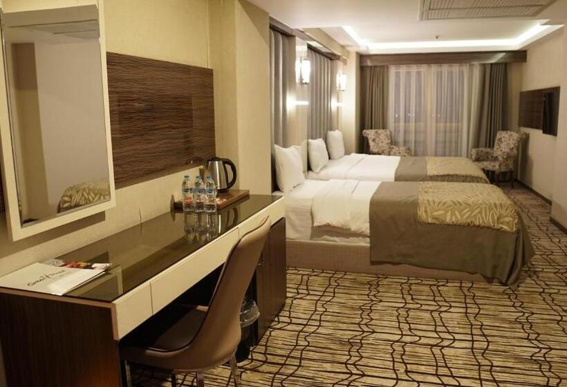 اتاق استاندارد سه نفره, Green Prusa