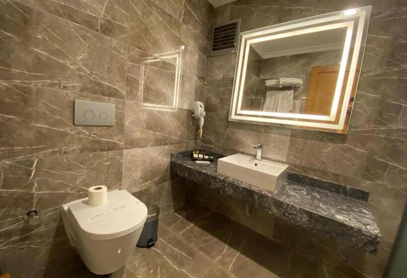 اتاق استاندارد یک نفره, Green Prusa