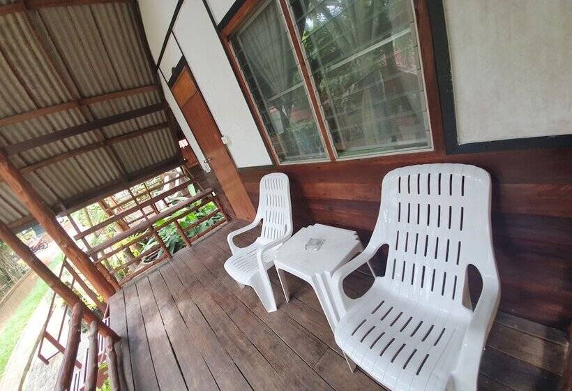 بنجلو قياسى, Green View Village Resort   Sha Plus