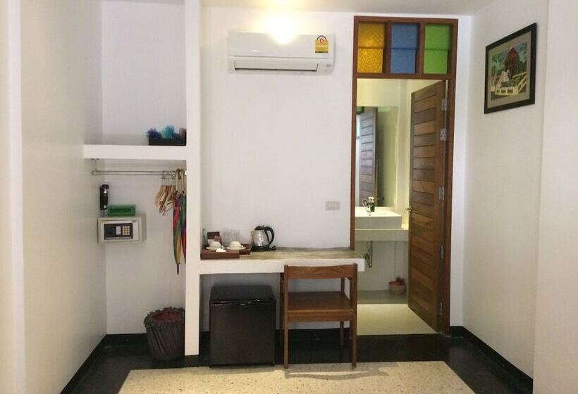 اتاق استاندارد با چشم‌انداز استخر, Green View Village Resort   Sha Plus