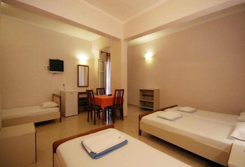 패밀리 룸 가든 전망, Ionis