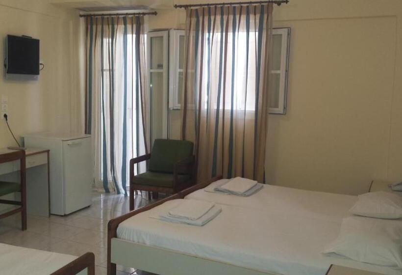 스탠다드 트리플 룸 가든 전망, Ionis