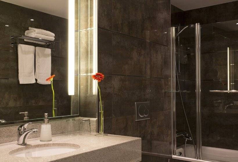 コンフォートルーム, L Arrivée Hotel & Spa