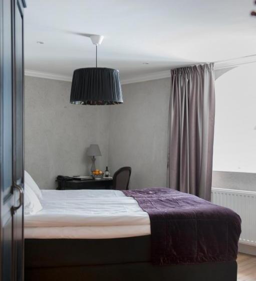 Классический Номер, L Slottsbacken