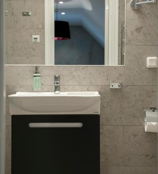 Номер Superior, L Slottsbacken