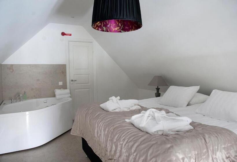 Номер Superior, L Slottsbacken