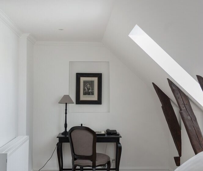 Номер Deluxe, L Slottsbacken