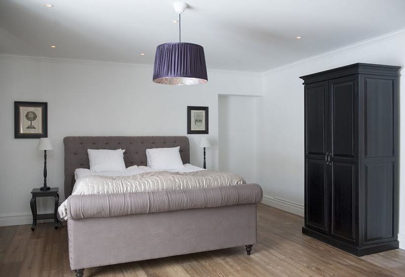 Номер Deluxe, L Slottsbacken