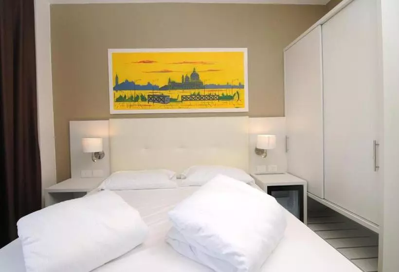 اتاق استاندارد یک نفره, Marina Palace Hotel 4 Stelle S
