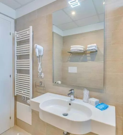 اتاق استاندارد یک نفره, Marina Palace Hotel 4 Stelle S
