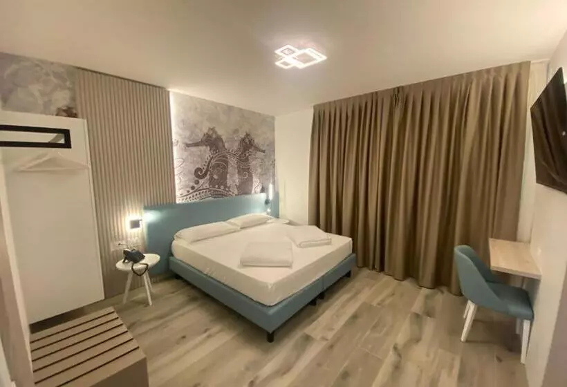 سوئیت با وان آب گرم, Marina Palace Hotel 4 Stelle S
