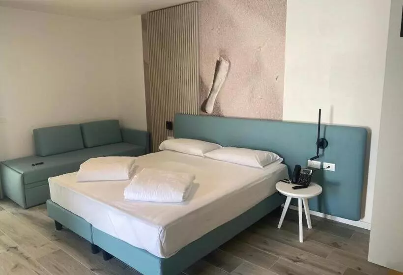 سوئیت با وان آب گرم, Marina Palace Hotel 4 Stelle S