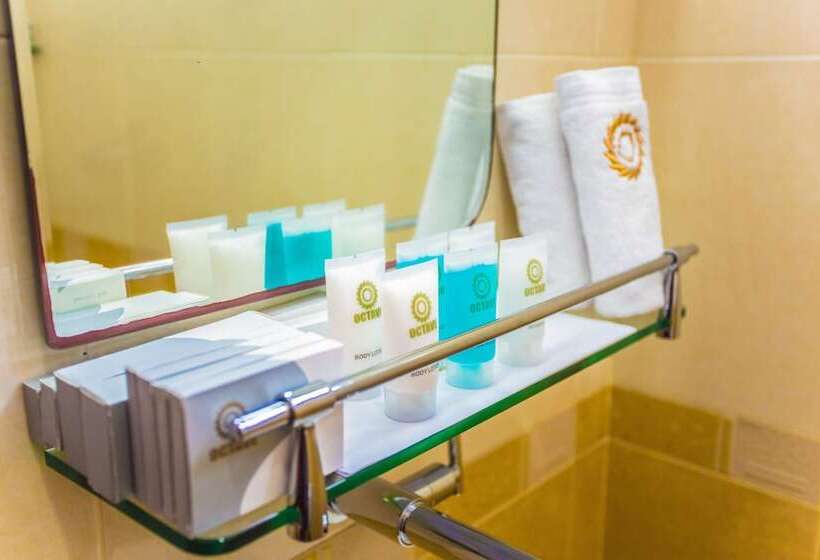 اتاق لوکس, Octave