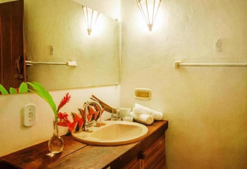 スタンダードバンガロー, Pousada Jacarandá