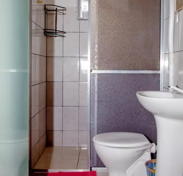 Standard Viiden Hengen Huone, Pousada Sucuri