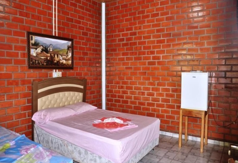 Habitació Quàdruple Estàndard, Pousada Sucuri