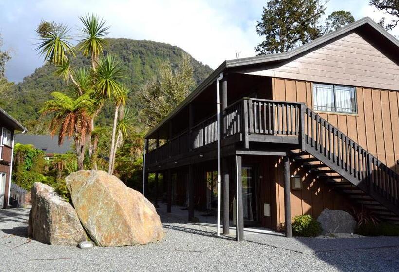 Студия Стандарт, Rainforest Retreat