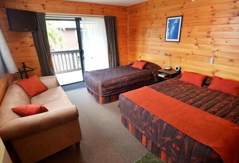 Студия Стандарт, Rainforest Retreat