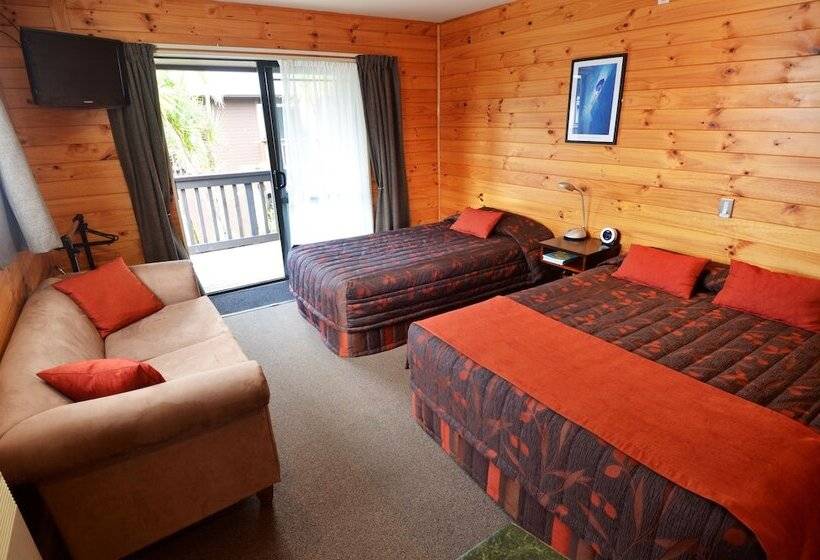 Студия Стандарт, Rainforest Retreat