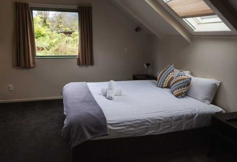 Номер Стандарт Совместная Ванная, Rainforest Retreat