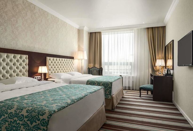 Номер Deluxe, Ramada By Wyndham Kazan City Center