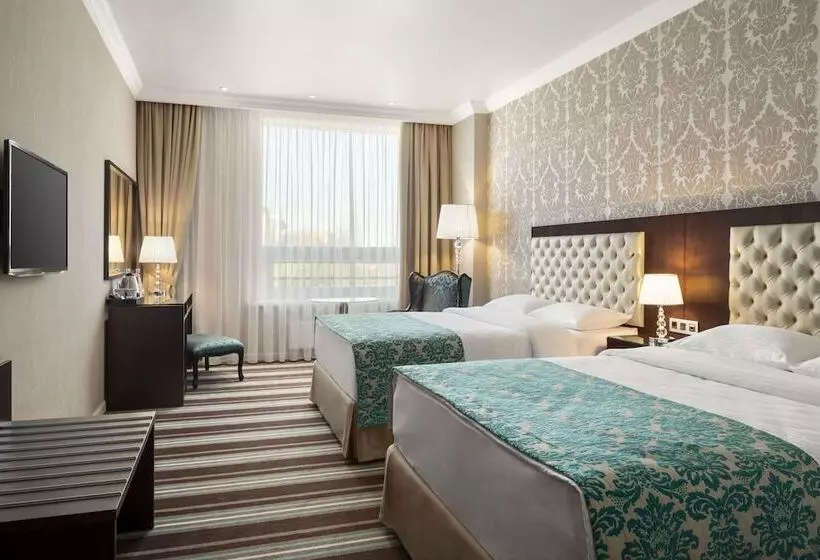اتاق استاندارد با 2 تخت دوبل, Ramada By Wyndham Kazan City Center