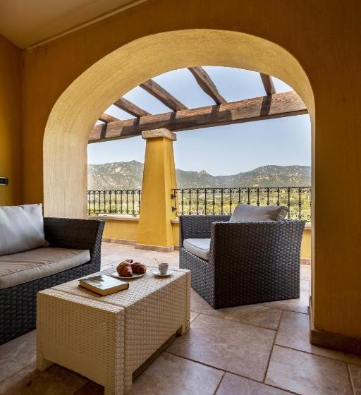 高级大房间, Sa Suergia