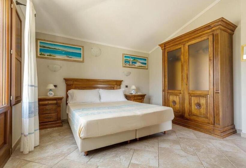 高级大房间, Sa Suergia