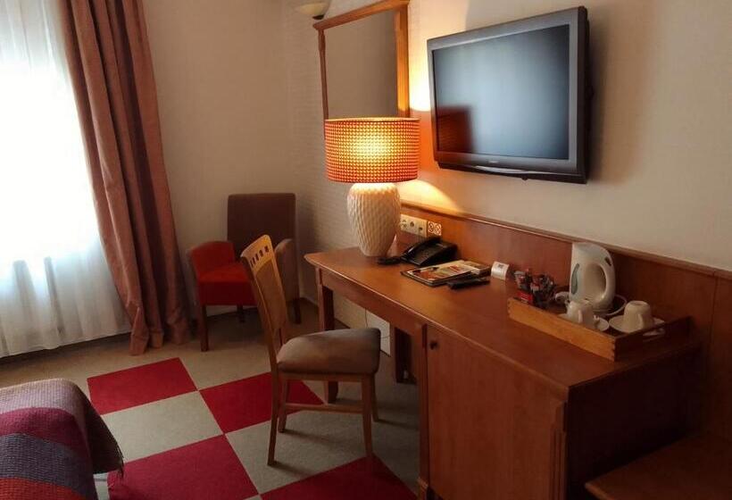 غرفة كلاسيكية, Stare Miasto Old Town