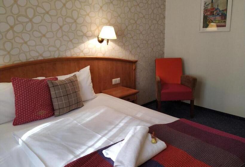 غرفة سوبيريور فردية, Stare Miasto Old Town