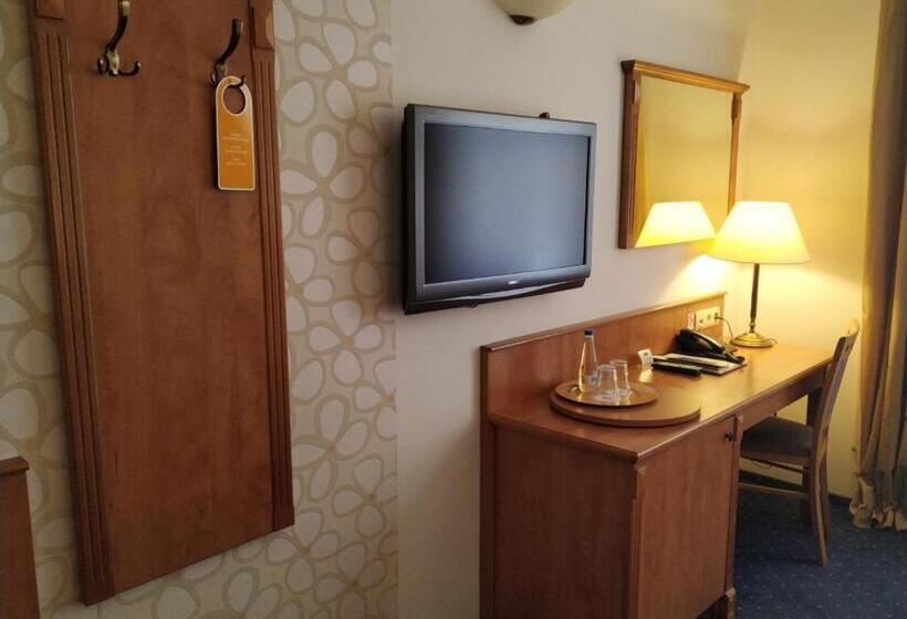 Классический Номер, Stare Miasto Old Town