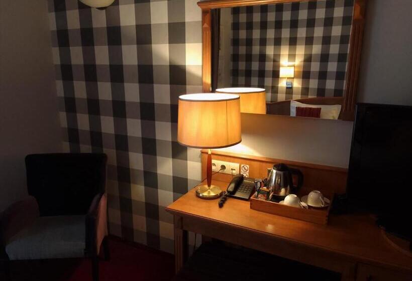 غرفة كلاسيكية, Stare Miasto Old Town