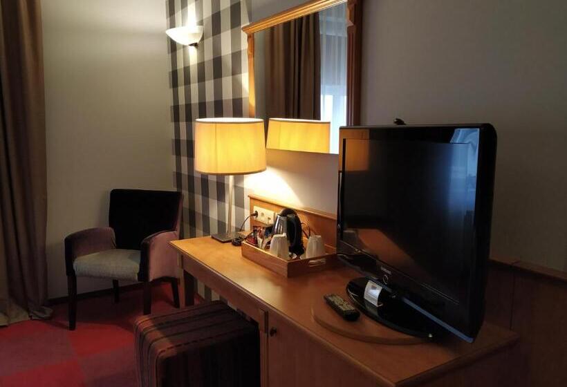 غرفة كلاسيكية, Stare Miasto Old Town