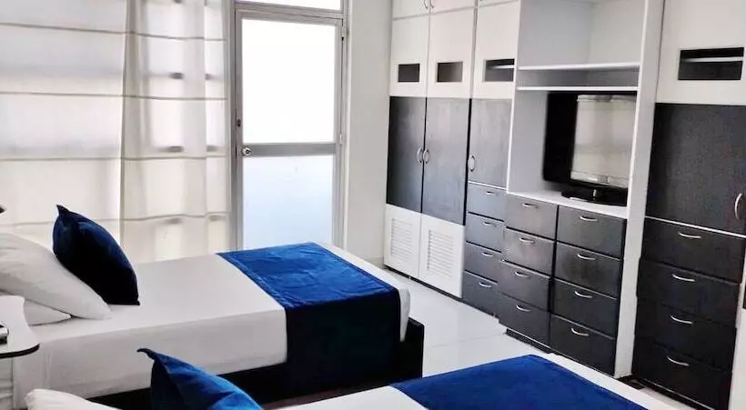 Standard Yhden Hengen Huone, Torre Del Viento Cali