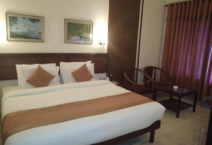 Chambre Standard Lit King Size, Yuvarani Residency