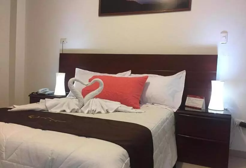スタンダードルーム, Peru Hotel & Suites
