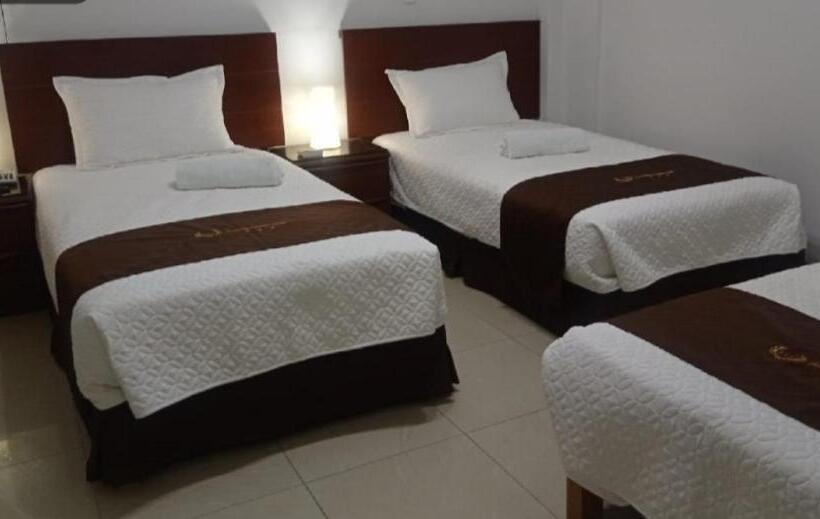 اتاق استاندارد سه نفره, Peru Hotel & Suites