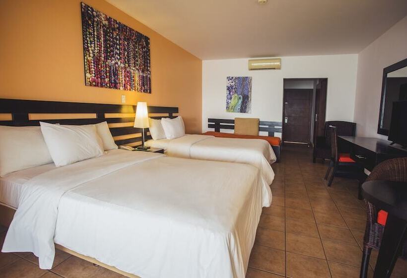 اتاق استاندارد با چشمانداز دریا, Royal Decameron Mompiche   All Inclusive