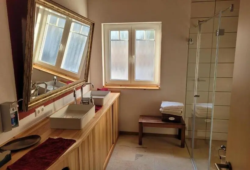 バス共有のスタンダードルーム, In Der Alten Gärtnerei B&b