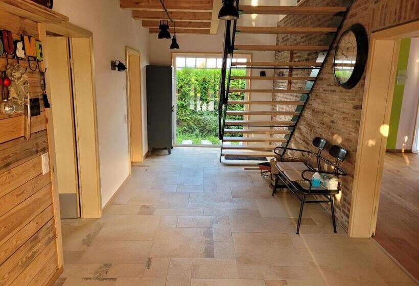 带共用浴室的标准房间, In Der Alten Gärtnerei B&b