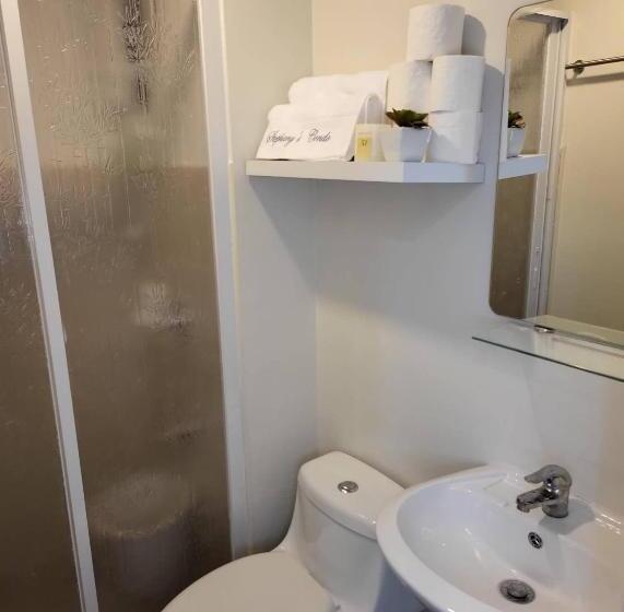 اتاق لوکس, Steff S Condo 1016 At Centrio Tower