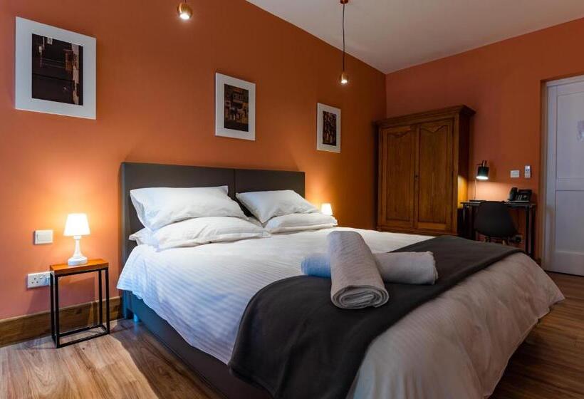 اتاق استاندارد با بالکن, Monreal Boutique Townhouse   R024rm2