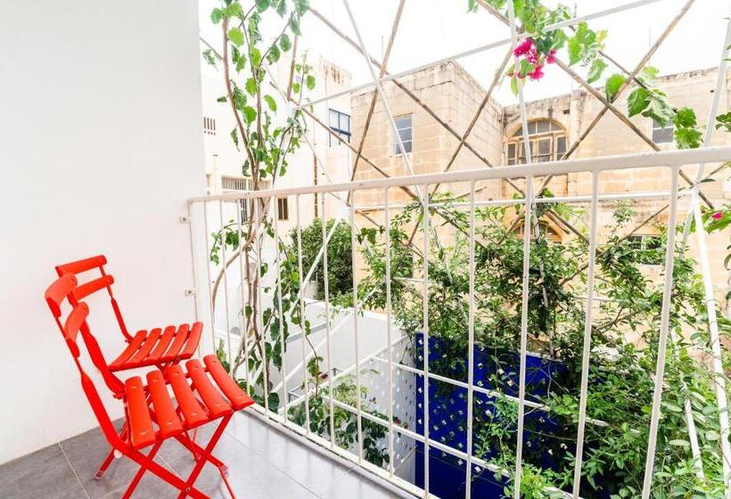 اتاق استاندارد با بالکن, Monreal Boutique Townhouse   R024rm2