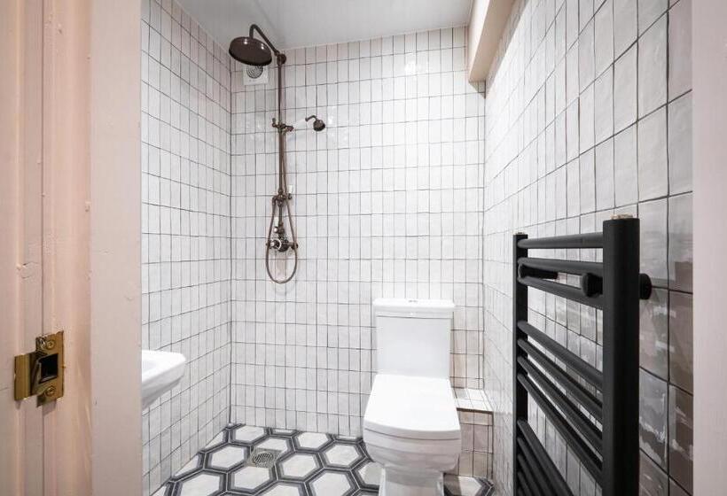 غرفة أساسية, The White House