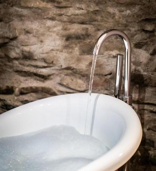 جناح سوبيريور, The White House