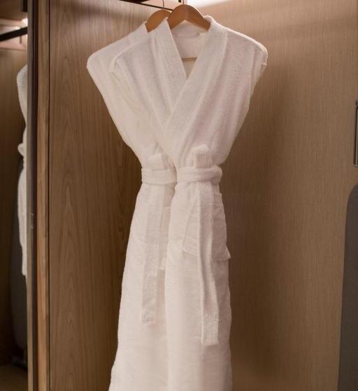 Люкс Кровать Кинг, Holiday Inn Changchun Jingyue, An Ihg