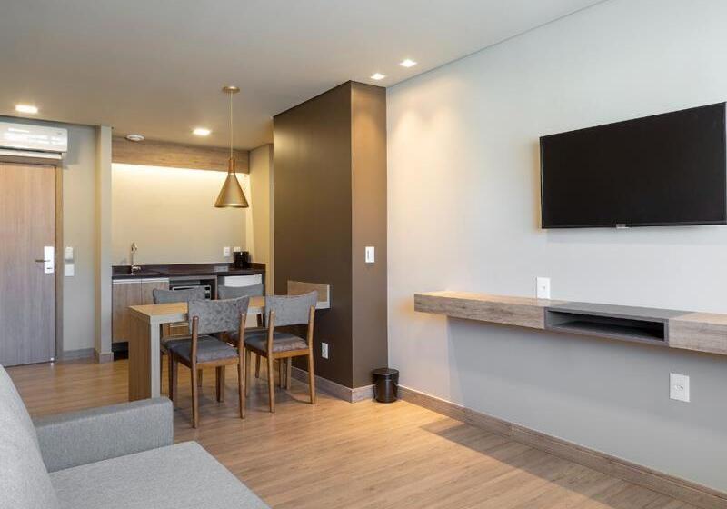 Семейный Номер, Golden Gramado Resort Laghetto