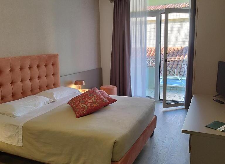 חדר קלאסי, Casaalbergo La Rocca