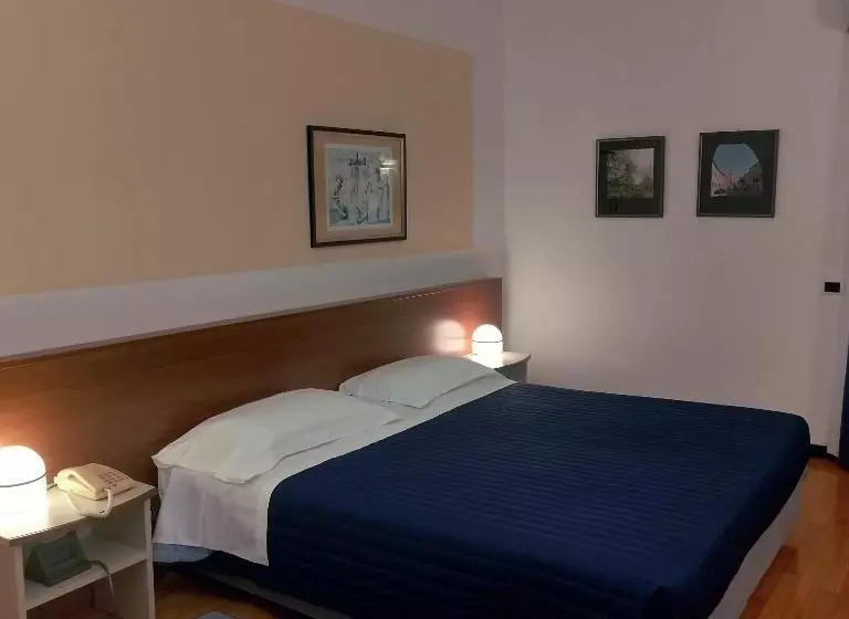 آپارتمان 2 خوابه, Casaalbergo La Rocca